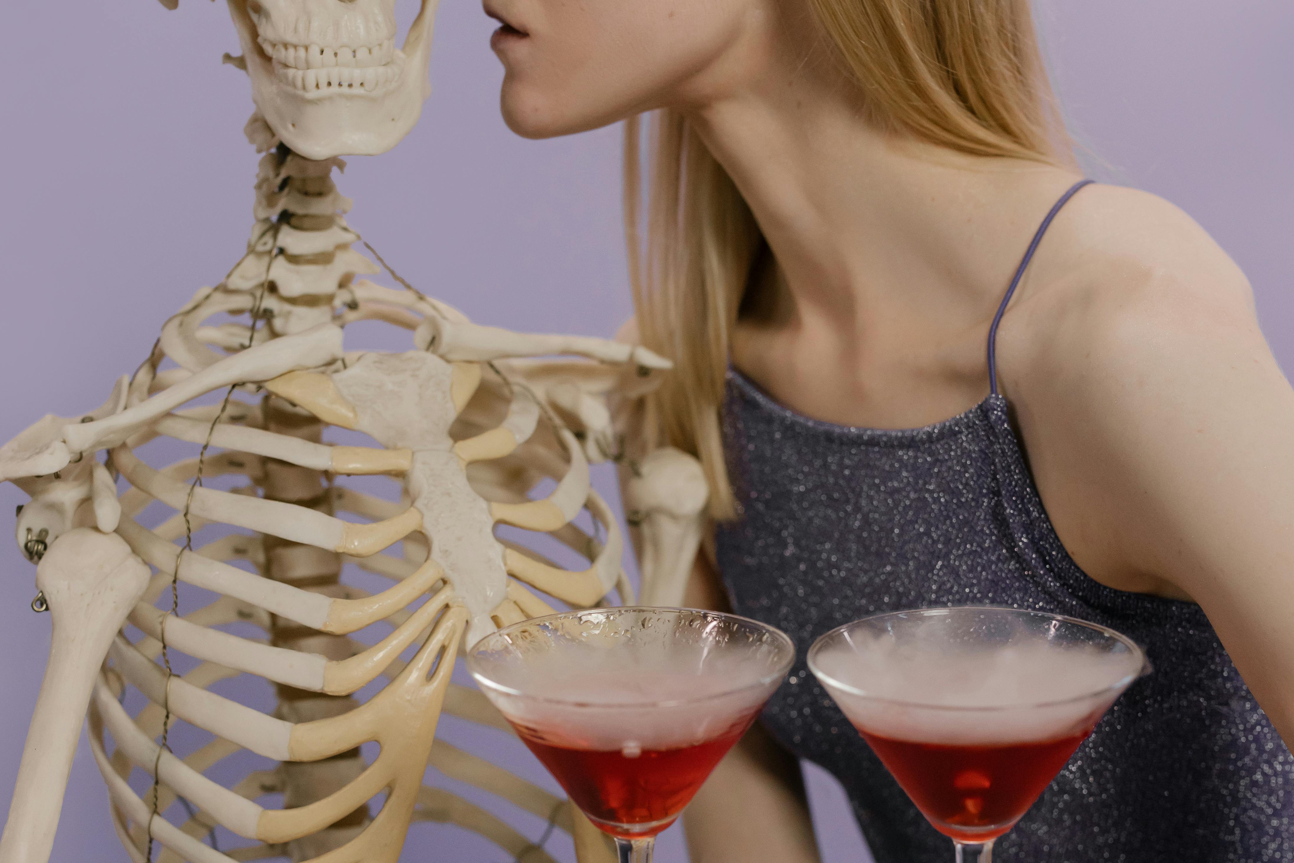 Effective Ways to Stop Tooth Pain Fast at Home (2025)